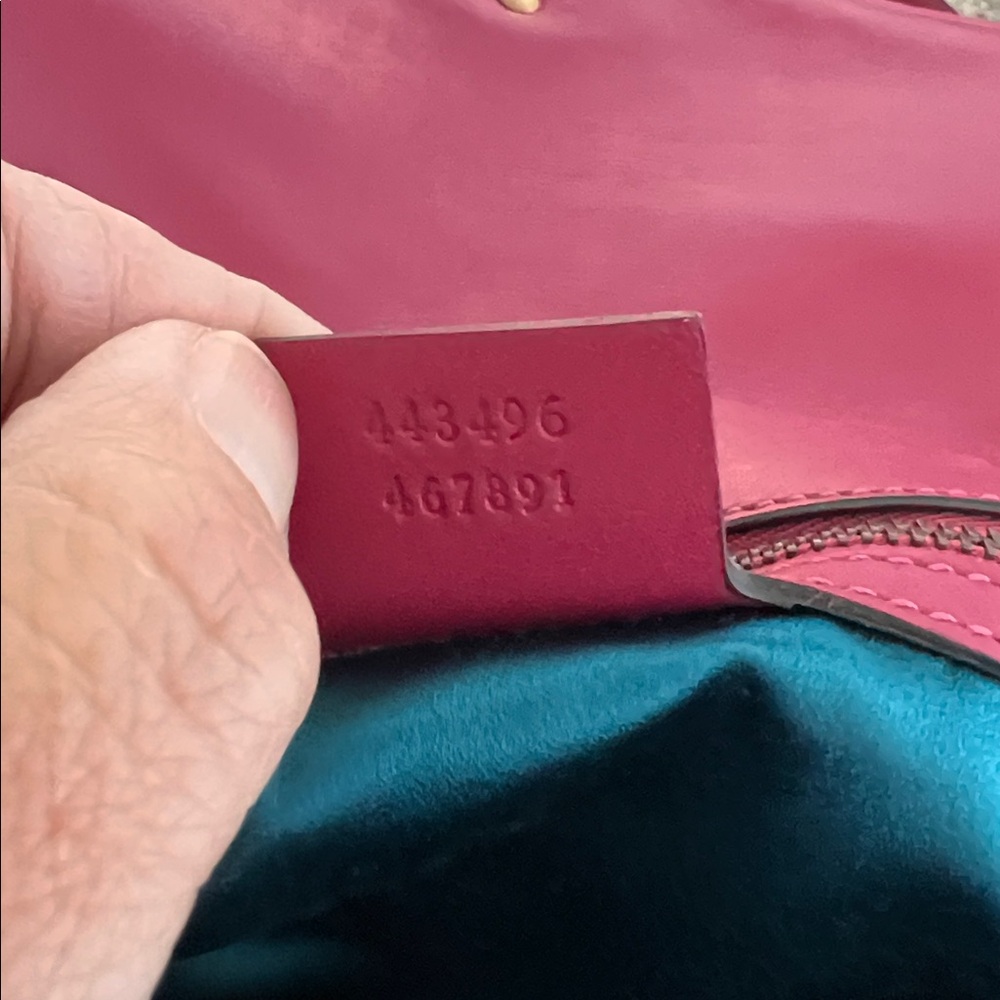 Gucci Fuchsia Velvet GG Marmont Bag - Picture 11 of 15
